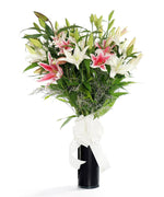 Load image into Gallery viewer, mixed colour oriental lilies.

